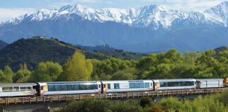 train in new zealand
