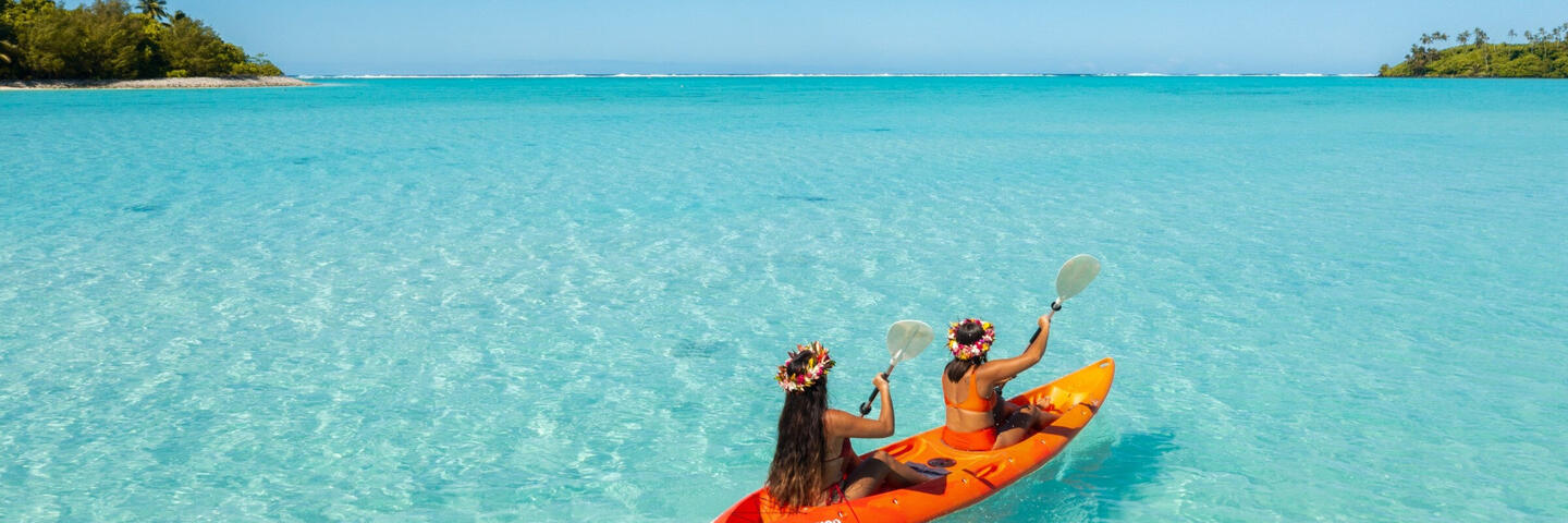 kayaking Cook Islands