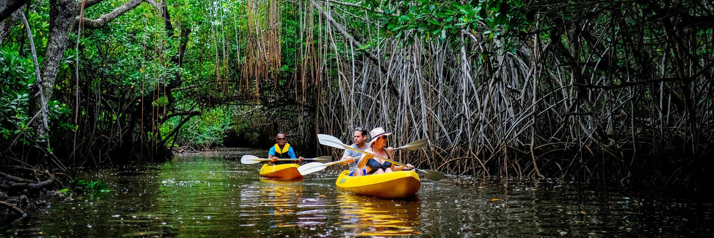 kayaking in Fiji