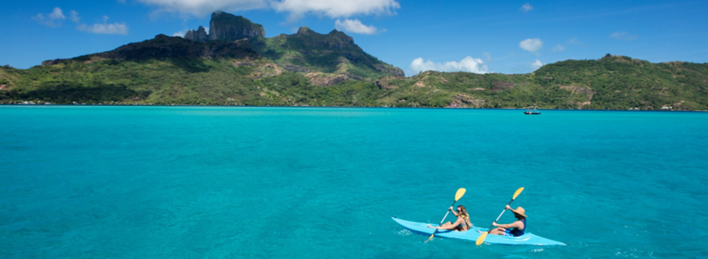 kayaking the islands of tahiti