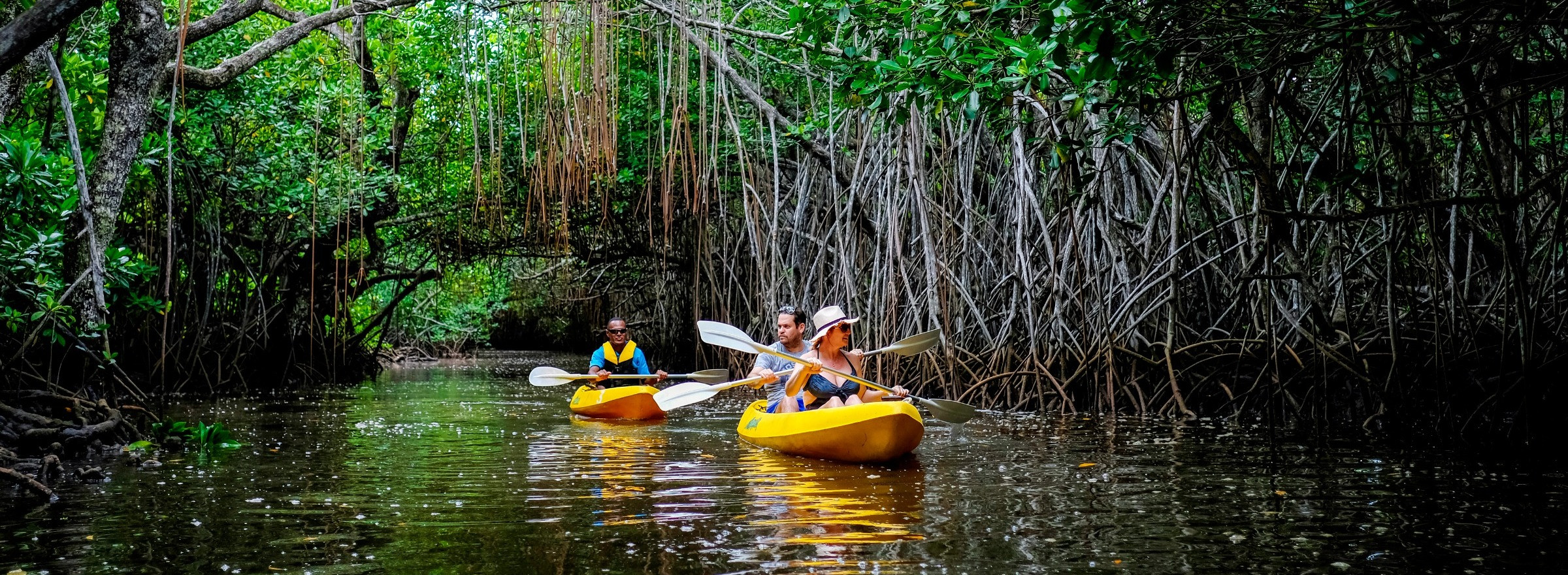 kayaking in Fiji