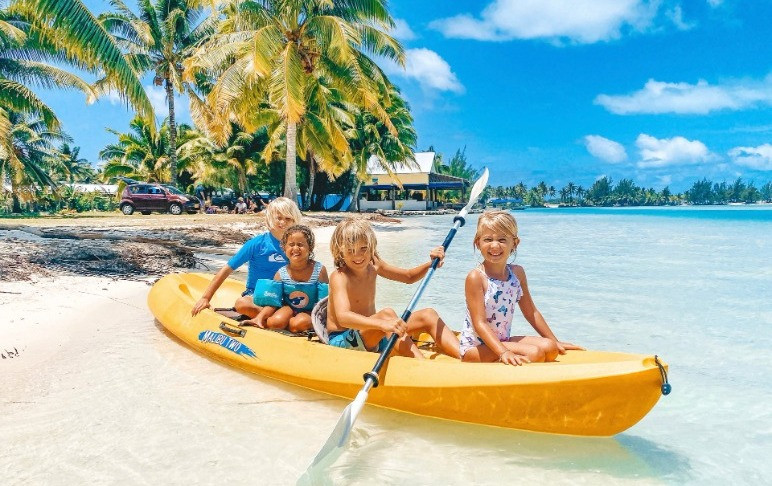 Kayaking in the Cook Islands