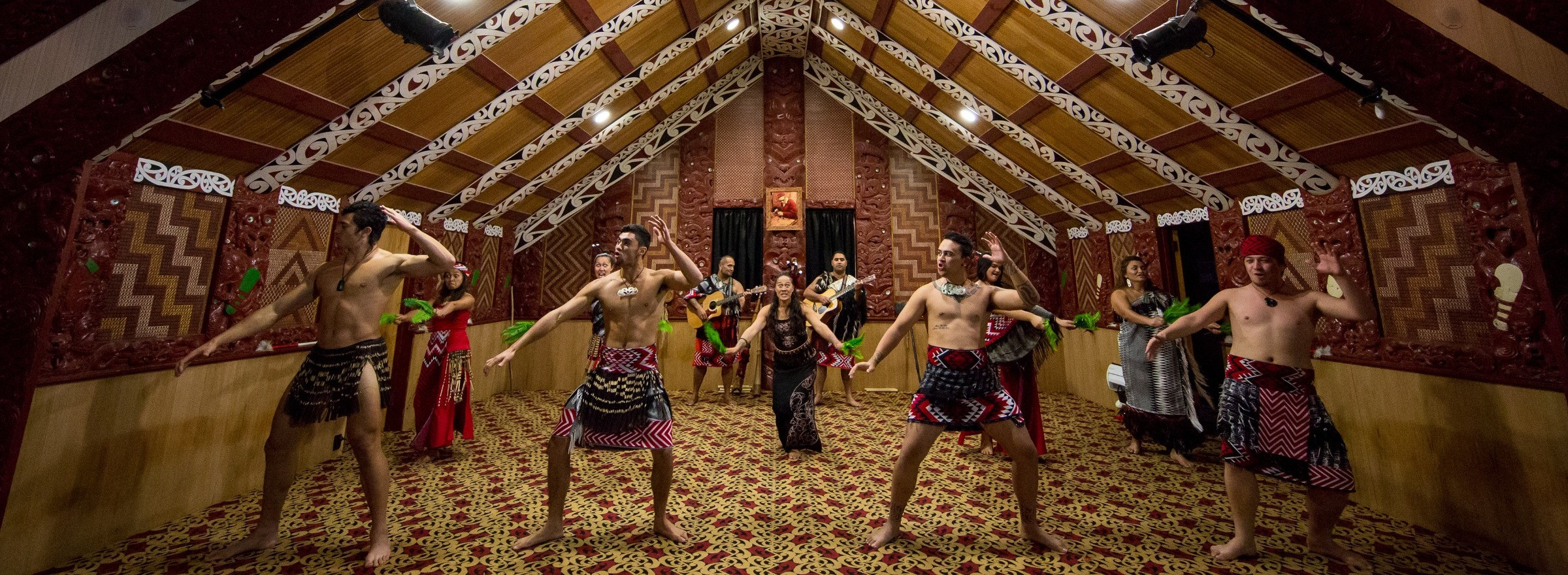 image of maori dancers