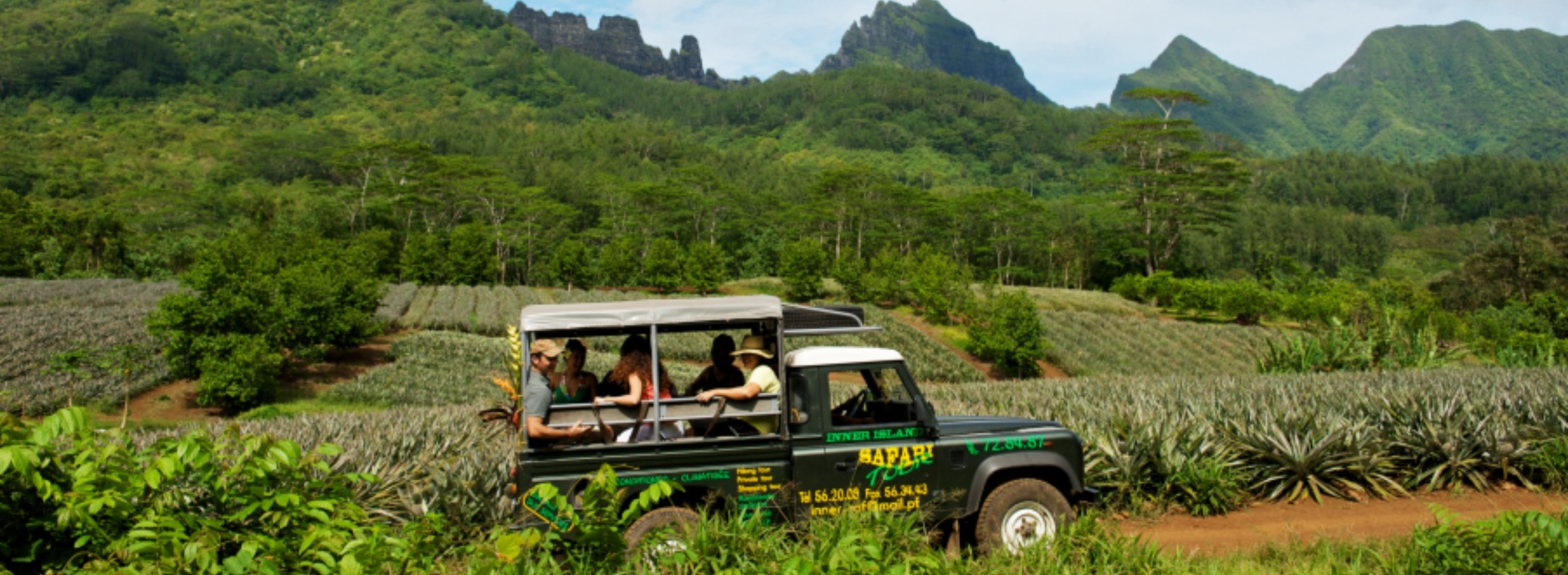 Safari truck in Tahiti